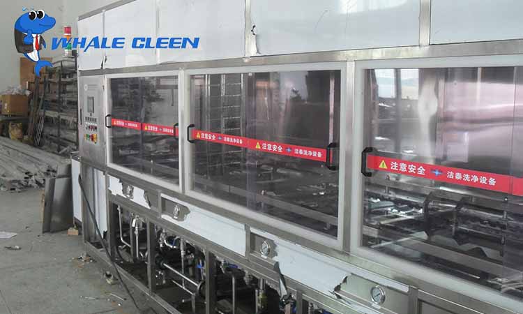 Steps and precautions of digital control ultrasonic cleaning machine 