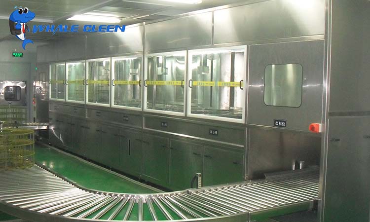 Metal mold ultrasonic cleaning machine. It has a better cleaning effect for metal mold with an ultrasonic cleaner.