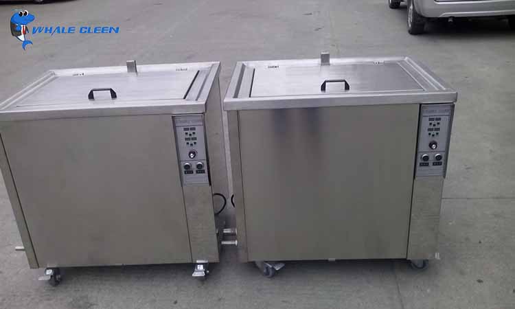 What parts can ultrasonic cleaning equipment effectively clean?