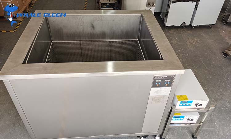 What are the well-known ultrasound cleaning equipment manufacturers?