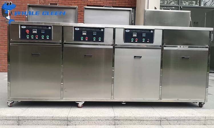 Working principle of small ultrasonic cleaning machine