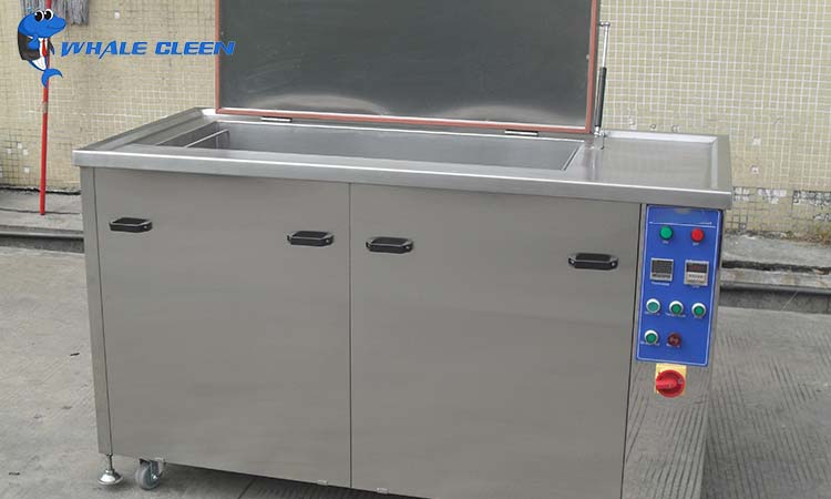 Different advantages of conjoined ultrasonic cleaning machine and split ultrasonic cleaning machine