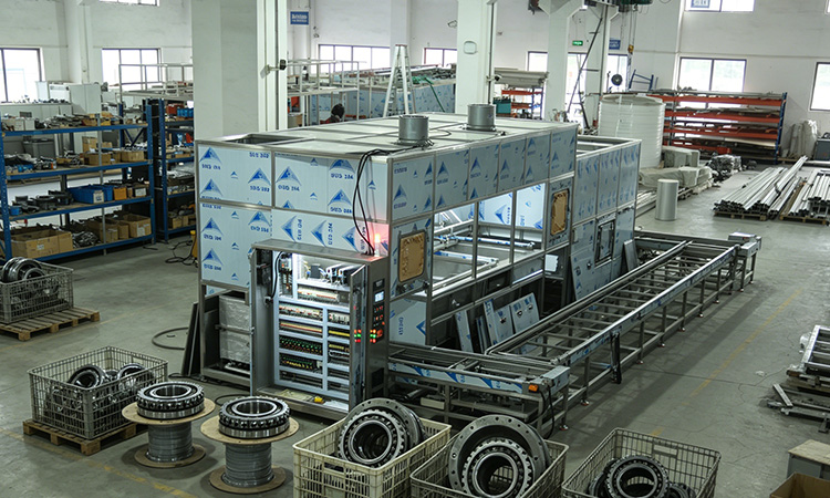 Ultrasonic Cleaning Machine for Mold Parts | Reduce Cleaning Costs & Boost Efficiency | Whale Cleen
