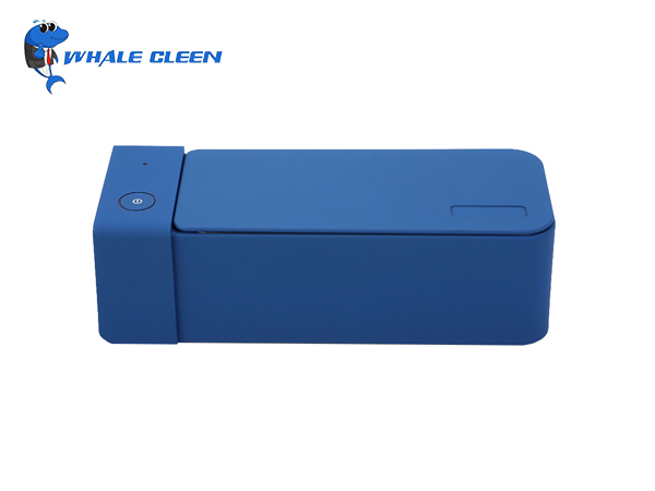 Small domestic table-top ultrasonic cleaning machine instrument