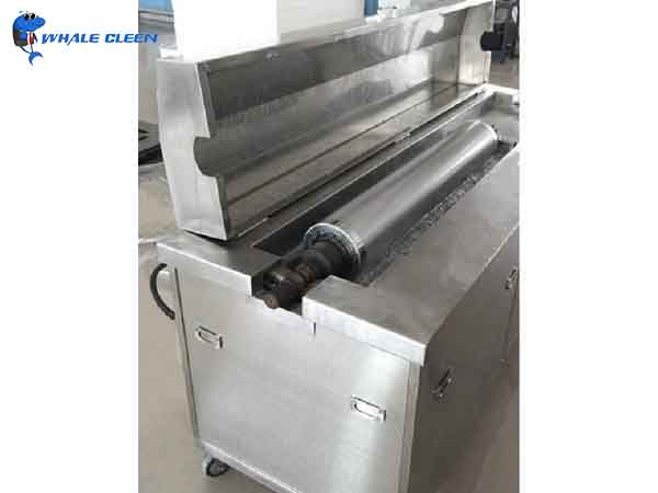 Roller ultrasonic cleaning machine