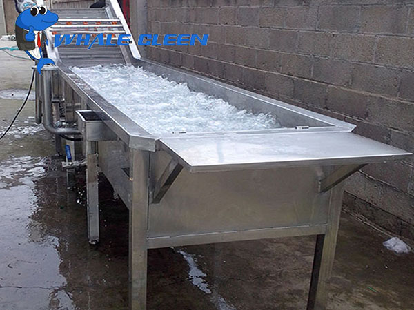 Bubble ultrasonic cleaning machine