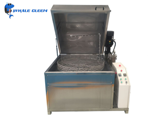 Rotary spray type ultrasonic cleaning machine