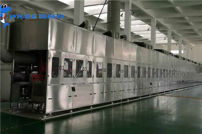 Ultrasonic cleaning machine for engine block