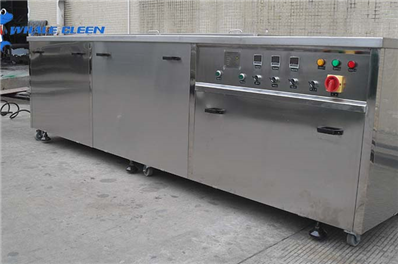 Technical characteristics of foreign industrial cleaning machines