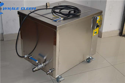 The use of a small ultrasonic cleaning machine and the advantages of characteristics