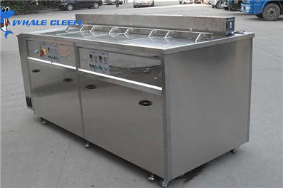 What are the characteristics of an automatic ultrasonic cleaning machine? Radiation?