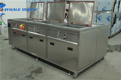 Design Features of Ultrasonic Cleaning Equipment: Enhancing Efficiency and Safety
