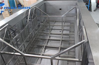 Ultrasonic Cleaning Equipment: The Industry’s Top Choice for Plastic Mold Maintenance