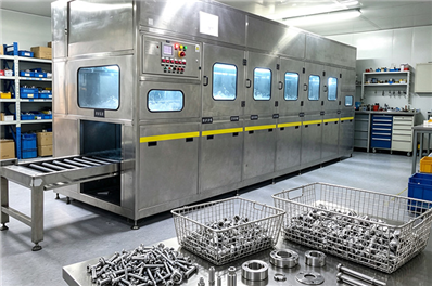Ultrasonic vs. Electrolytic Ultrasonic Cleaning: What's the Real Difference in Metal Finishing Cleanliness?
