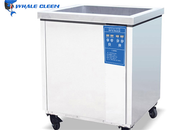 What are the characteristics of an ultrasonic generator? What are the steps to use an ultrasonic cleaner?